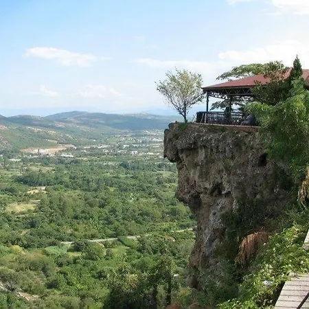 Apartament Anatoli Waterfalls Retreat *