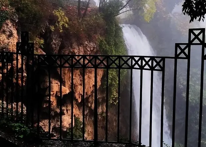 Anatoli Waterfalls Retreat * إذيسا